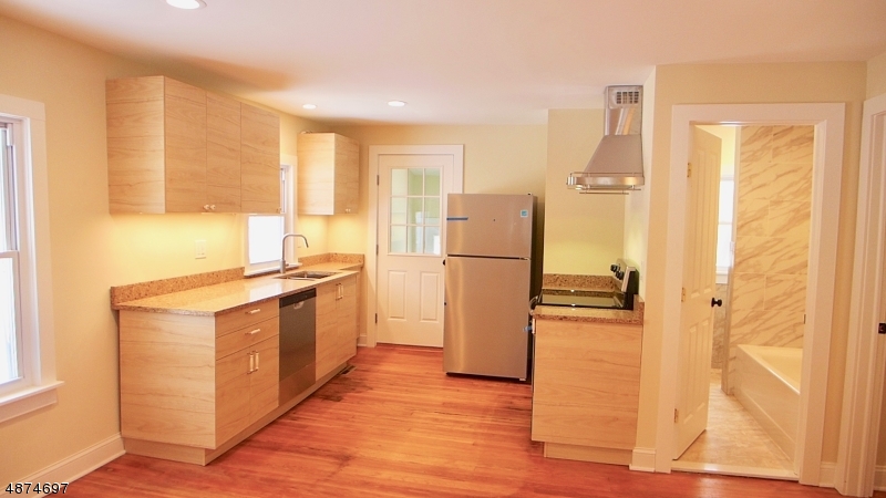 160 West Mill Road Long Valley, NJ 07853 - Photo 10 of 23