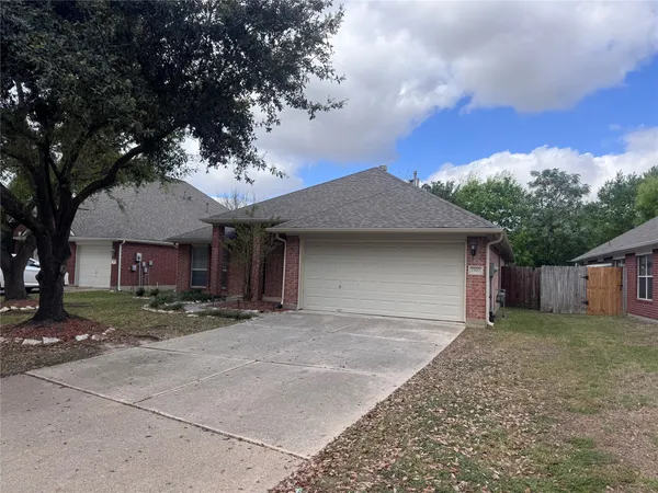 $1,960 | 7307 Hollow Field Lane, Cypress, TX 77433