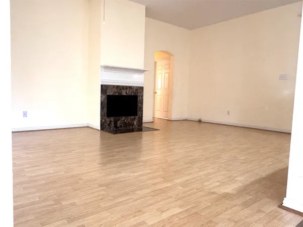 $1,960 | 7307 Hollow Field Lane, Cypress, TX 77433