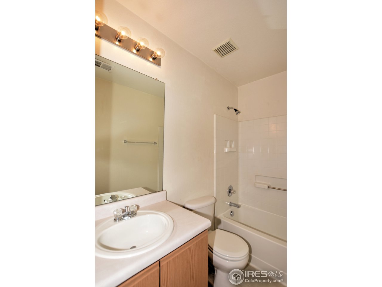 702 Crown Ridge Lane, Unit 3 Fort Collins, CO 80525 - Photo 23 of 25 Gallery Image 23