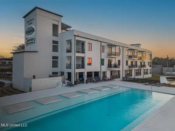 $413,000 | 1302 Magnolia Street, Unit 210, Gulfport, MS 39507