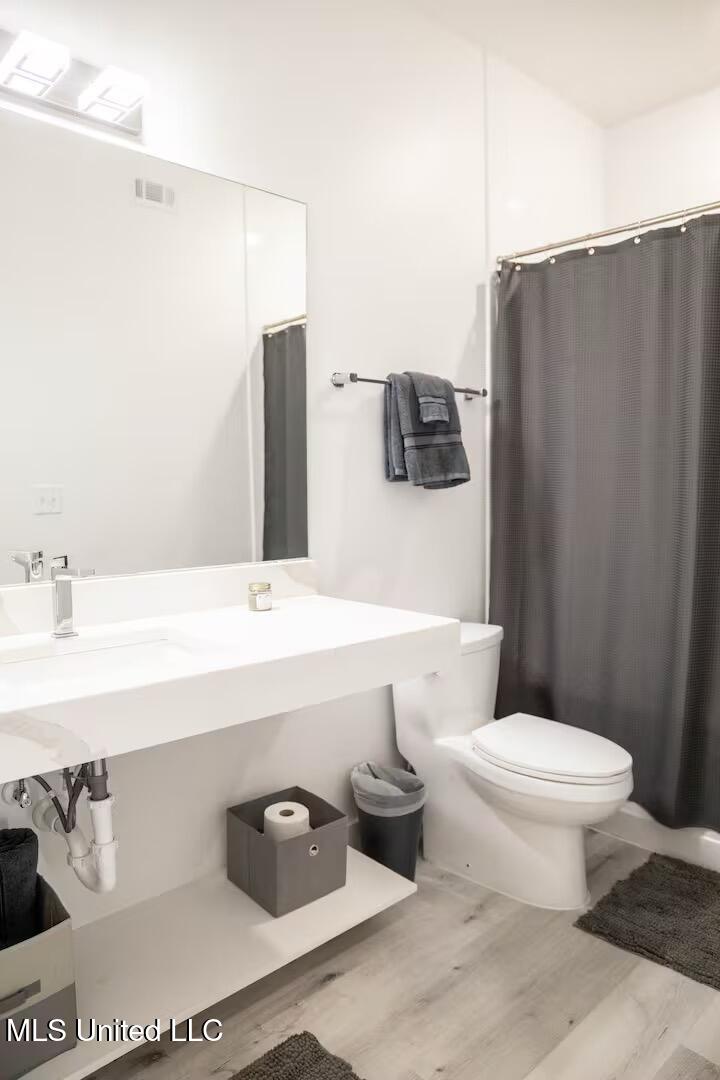 1302 Magnolia Street, Unit 210 Gulfport, MS 39507 - Photo 12 of 18 Image 18