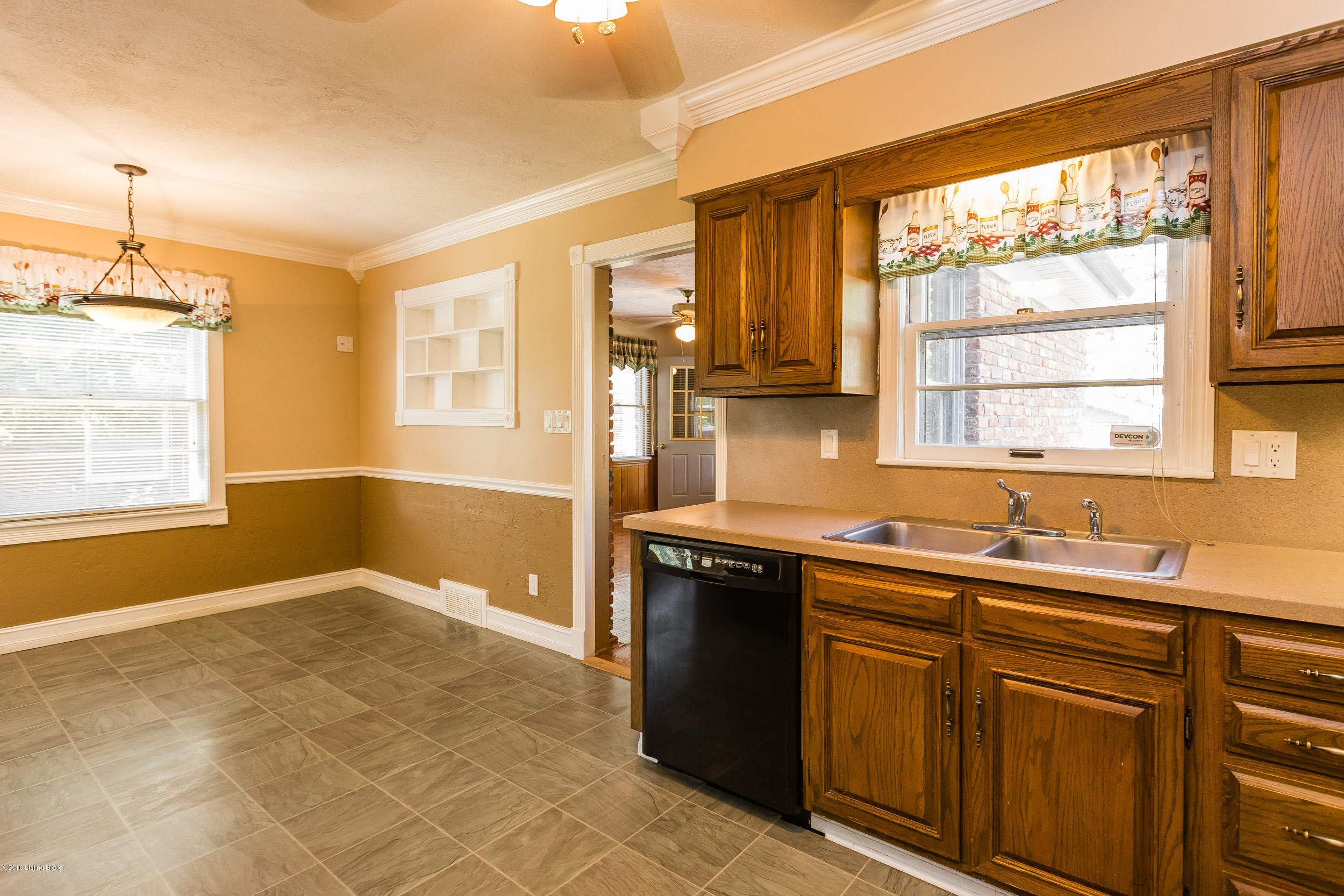 302 Biltmore Road Louisville, KY 40207 - Photo 24 of 40 302 Biltmore Rd25