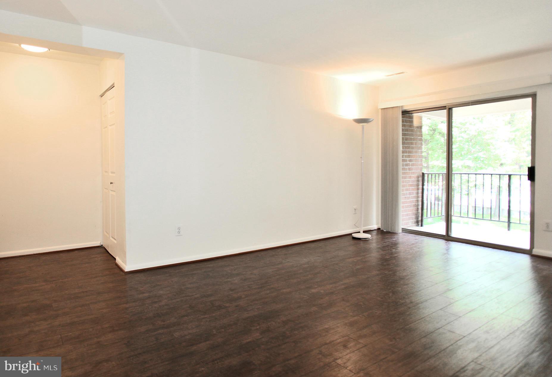 8302 Tobin Road, Unit 33 Annandale, VA 22003 - Photo 5 of 30 Living Room
