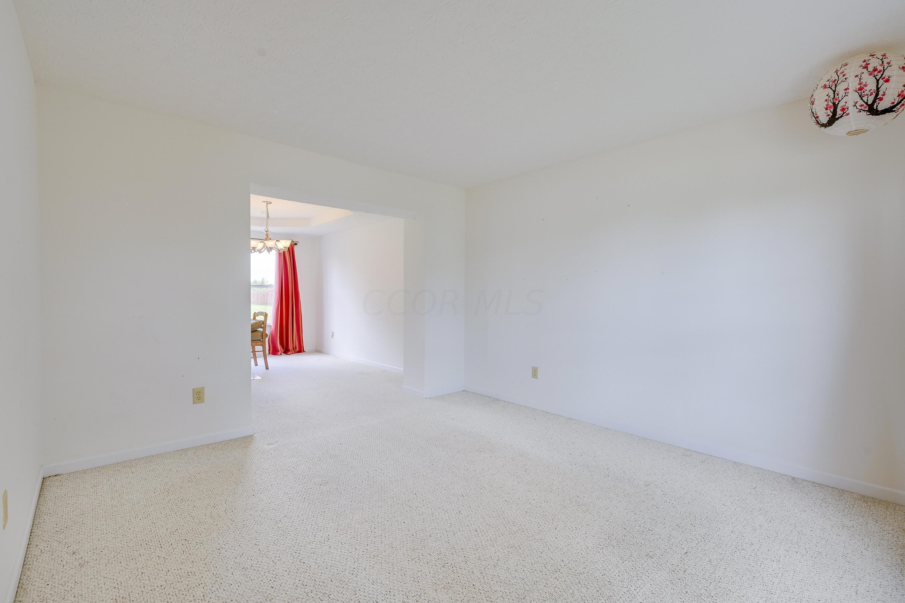 7851 Pinehill Road Lewis Center, OH 43035 - Photo 6 of 37 7851 Pinehill Rd Lewis Center OH 43035 U