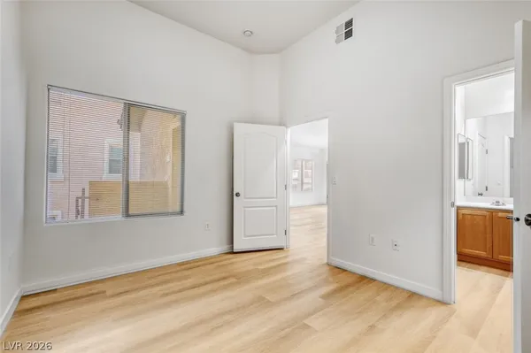 $1,525 | 8985 South Durango Drive, Unit 2043, Las Vegas, NV 89113