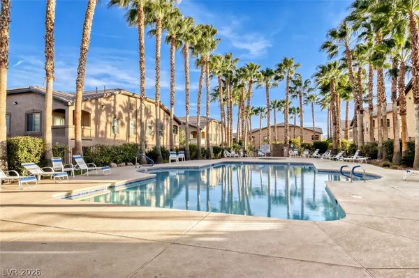 $1,525 | 8985 South Durango Drive, Unit 2043, Las Vegas, NV 89113