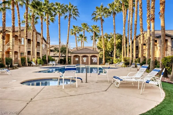 $1,525 | 8985 South Durango Drive, Unit 2043, Las Vegas, NV 89113