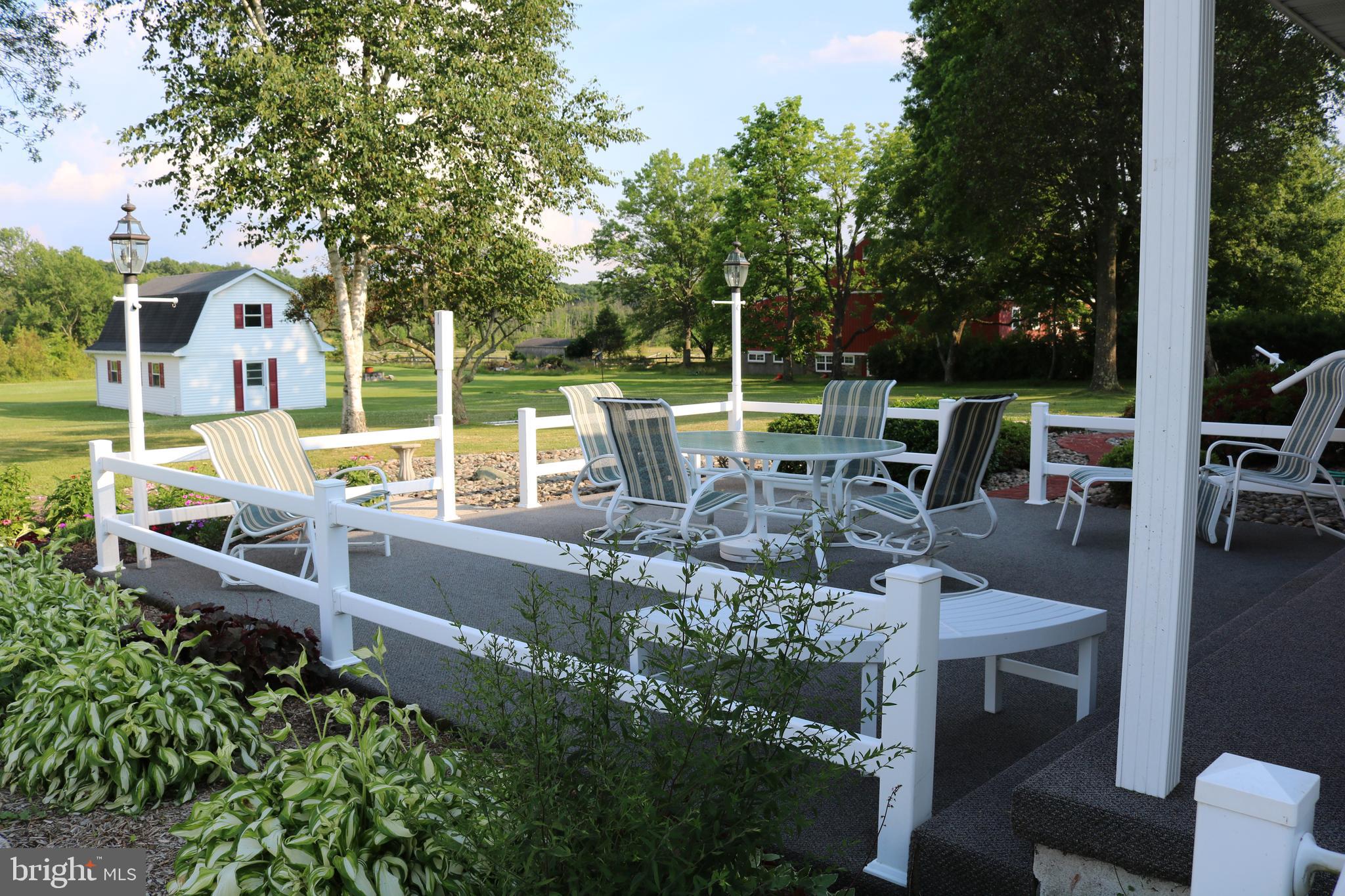 2743 Upper Ridge Road Pennsburg, PA 18073 - Photo 8 of 33 Patio