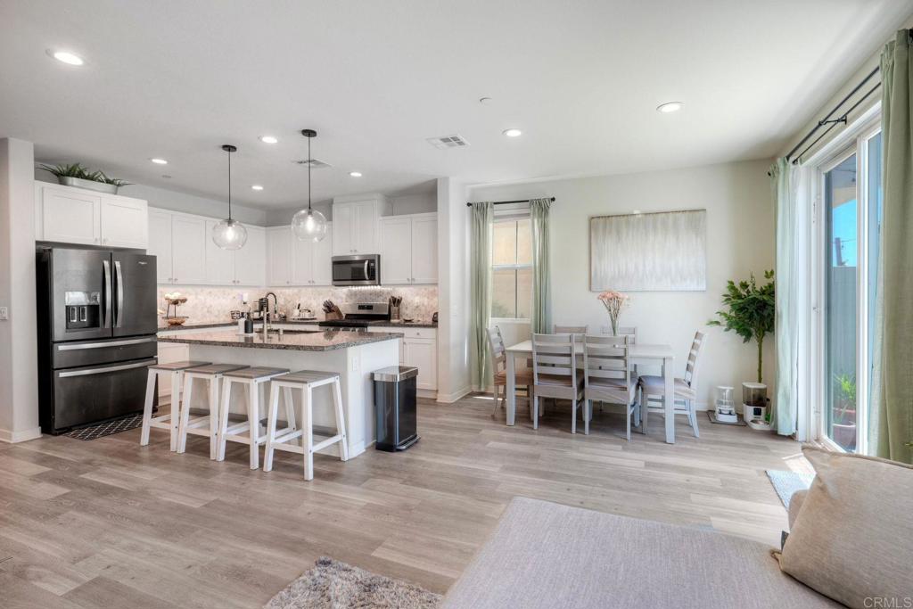 4141 Mission Tree Way Oceanside, CA 92057 - Photo 5 of 29 Kitchen