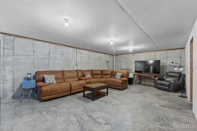 $294,900 | 1916 Eden Way, Cape Girardeau, MO 63701