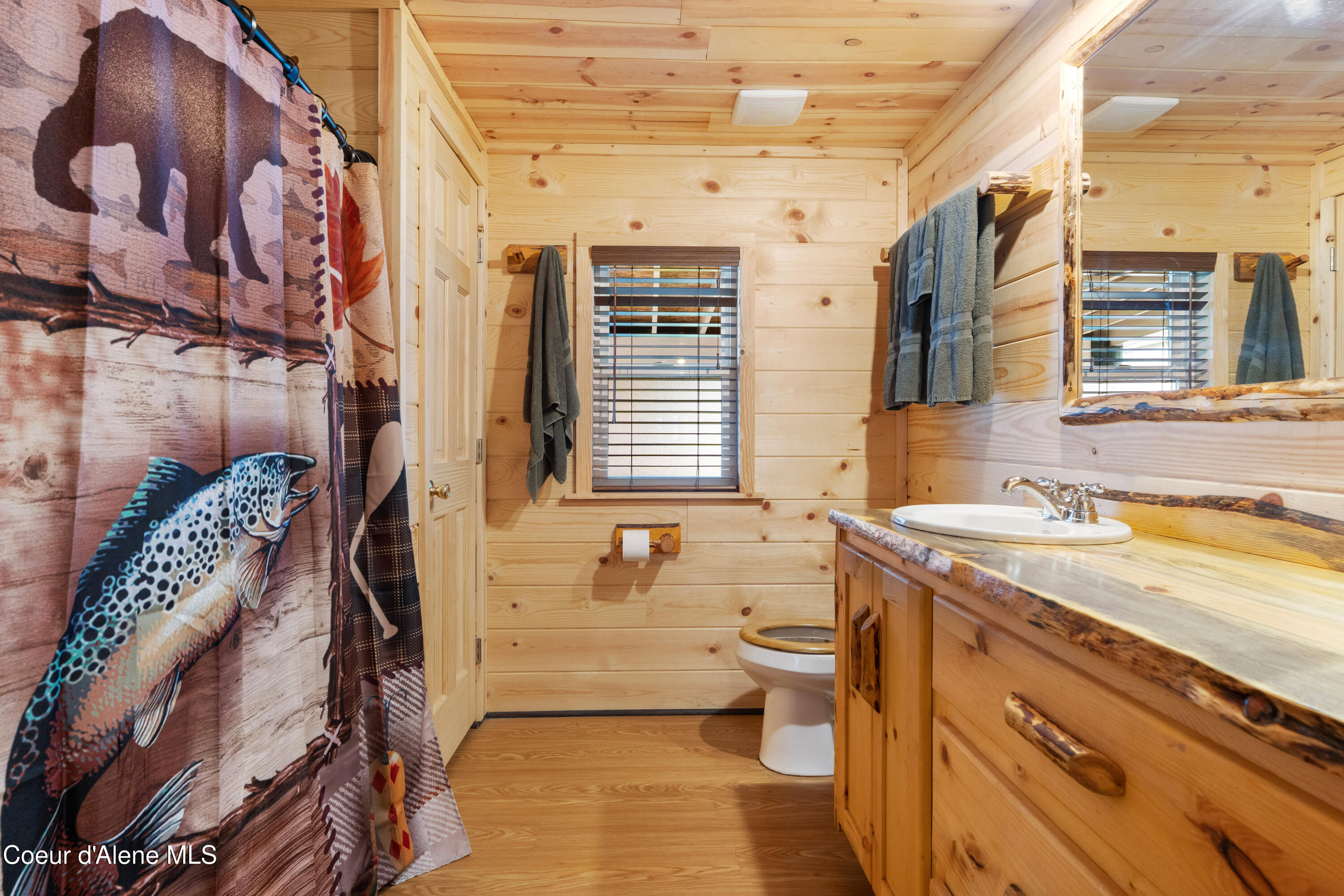 11583 West Sunrise Court Rathdrum, ID 83858 - Photo 16 of 51 11583 Sunrise Ct-24