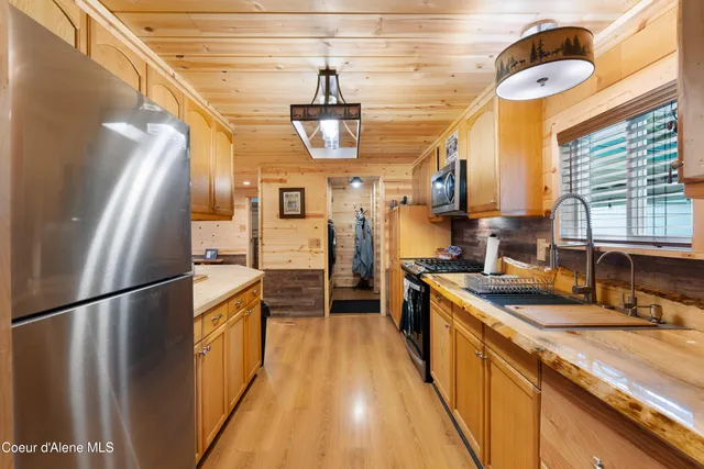 $749,999 | 11583 West Sunrise Court, Rathdrum, ID 83858