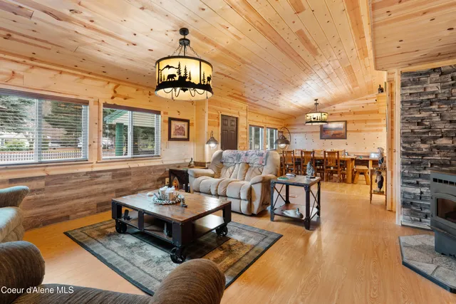 $749,999 | 11583 West Sunrise Court, Rathdrum, ID 83858