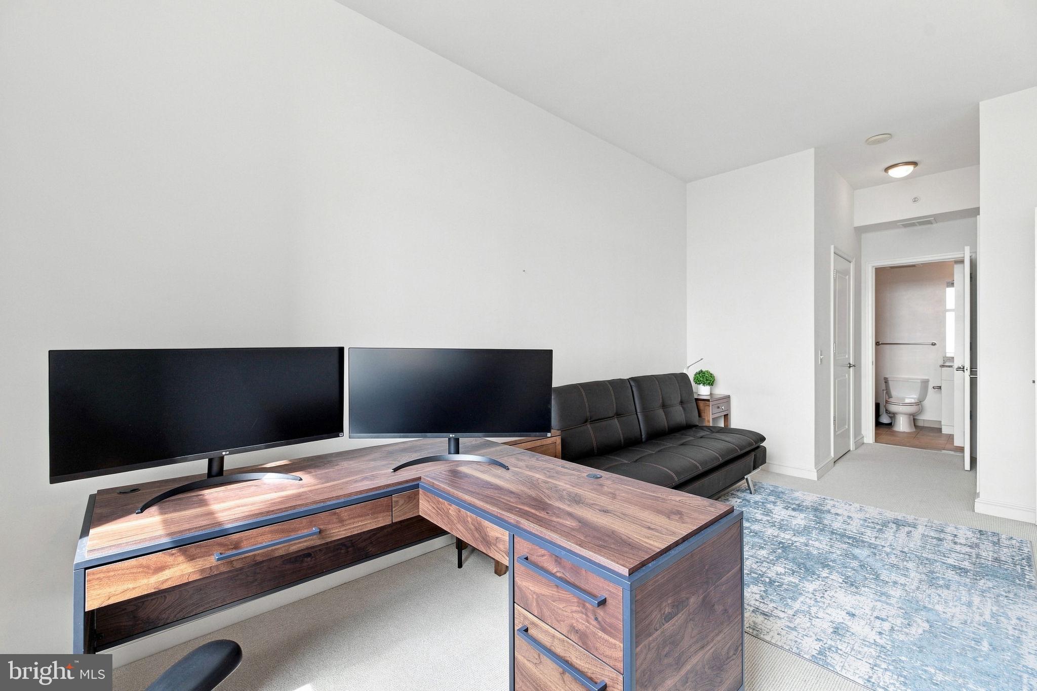 11990 Market Street, Unit 1514 Reston, VA 20190 - Photo 41 of 78 Second bedroom