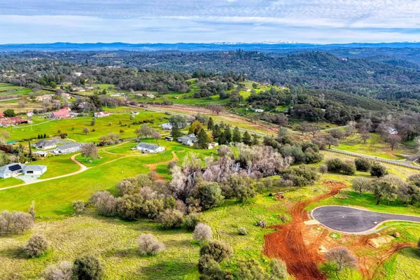 $675,000 | 725 Sierra View Court, Shingle Springs, CA 95682
