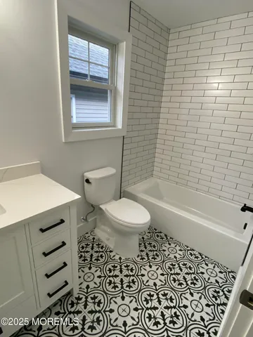 $5,000 | 53 Miller Street, Highlands, NJ 07732