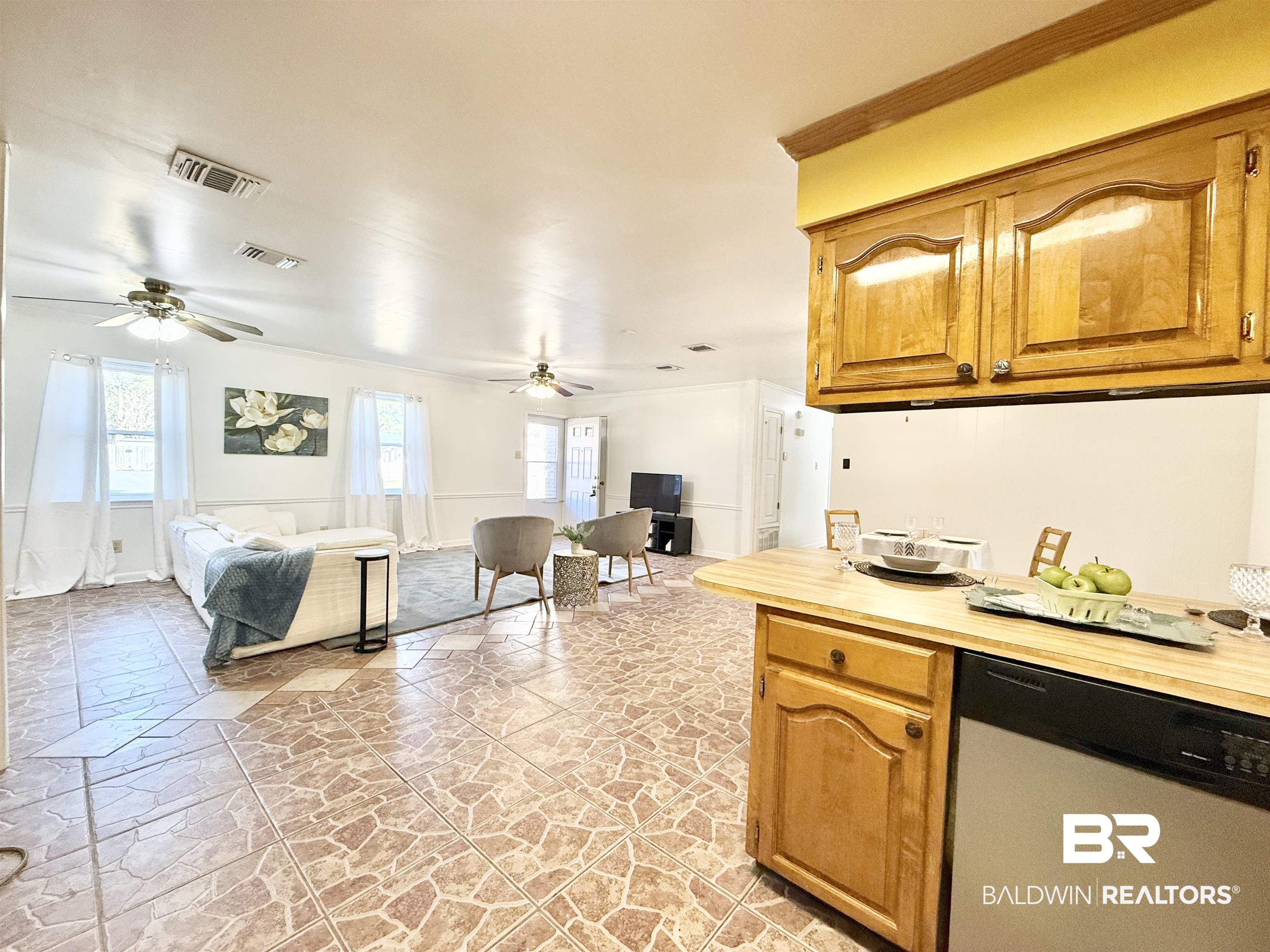 7251 Knollwood Road Mobile, AL 36619 - Photo 13 of 57