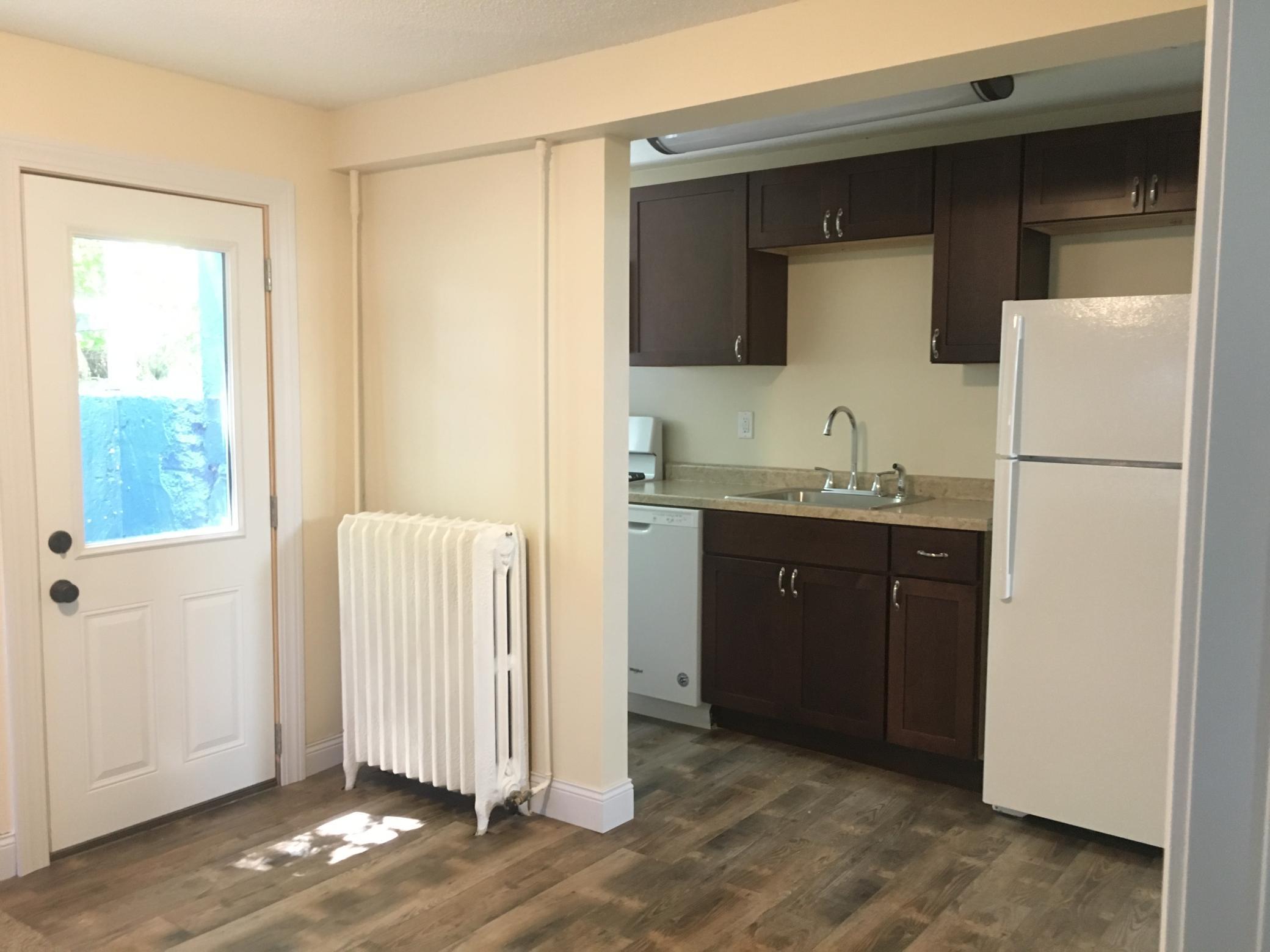 910 7th Street North Fargo, ND 58102 - Photo 37 of 40