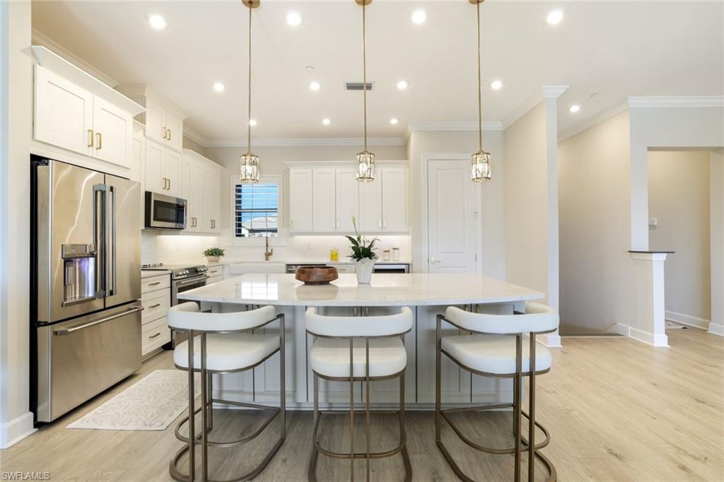 15336 Lucerna Street, Unit 203 Naples, FL 34114 - Photo 2 of 33