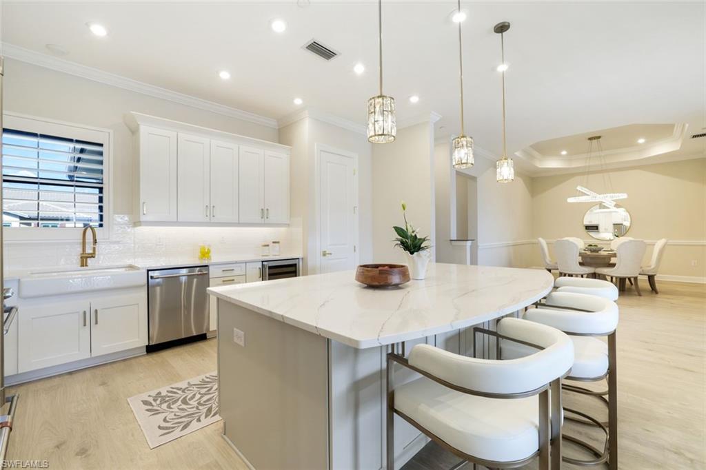 15336 Lucerna Street, Unit 203 Naples, FL 34114 - Photo 8 of 33