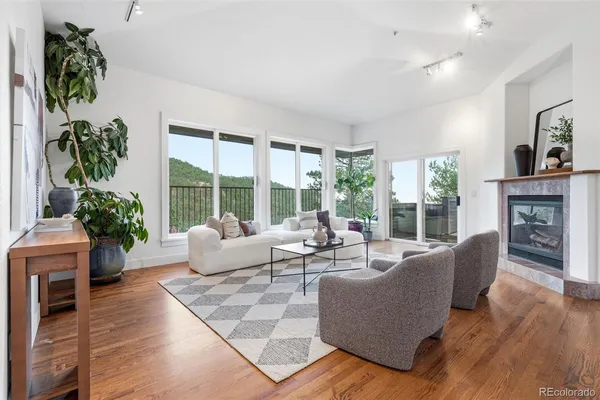 $1,699,000 | 208 Seven Hills Drive, Boulder, CO 80302