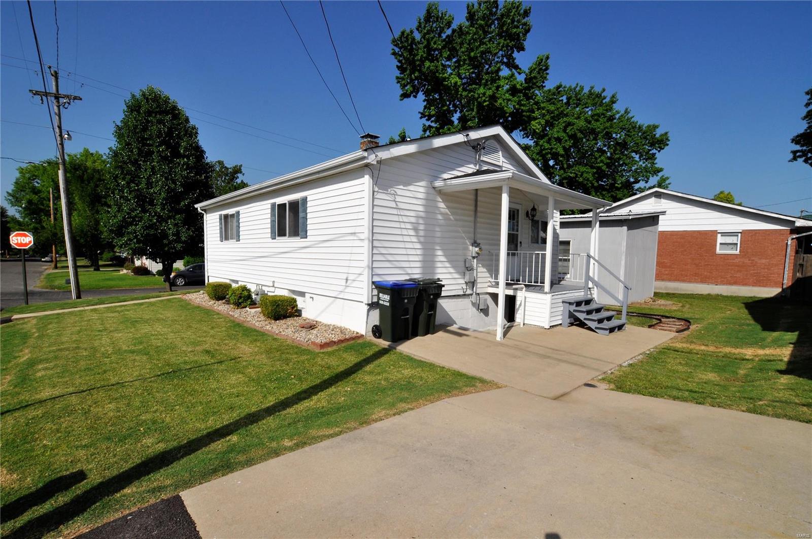 236 South Rapp Avenue Columbia, IL 62236 - Photo 22 of 26 Gallery Image 22