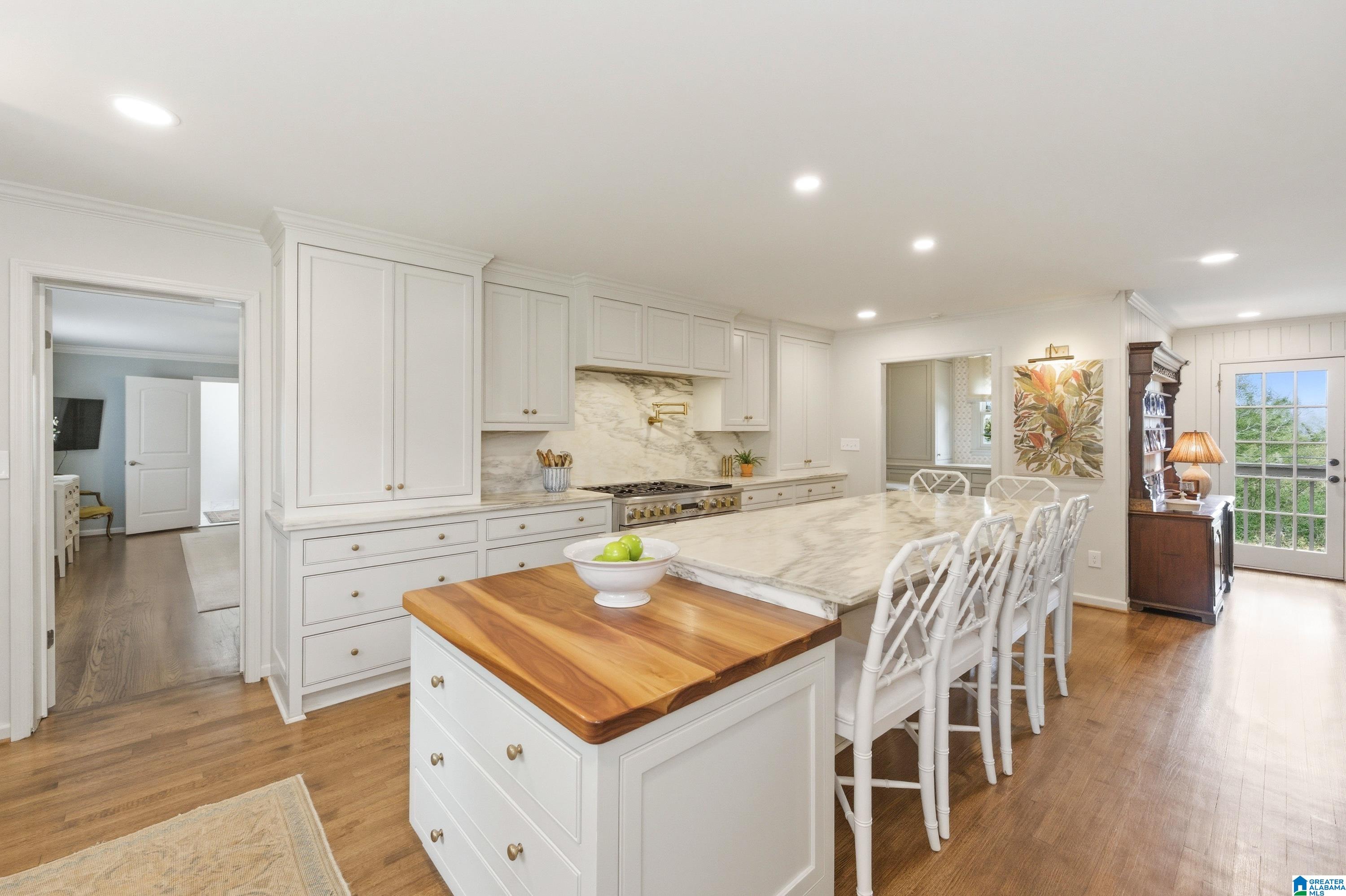 3601 Crestbrook Road Birmingham, AL 35223 - Photo 13 of 57