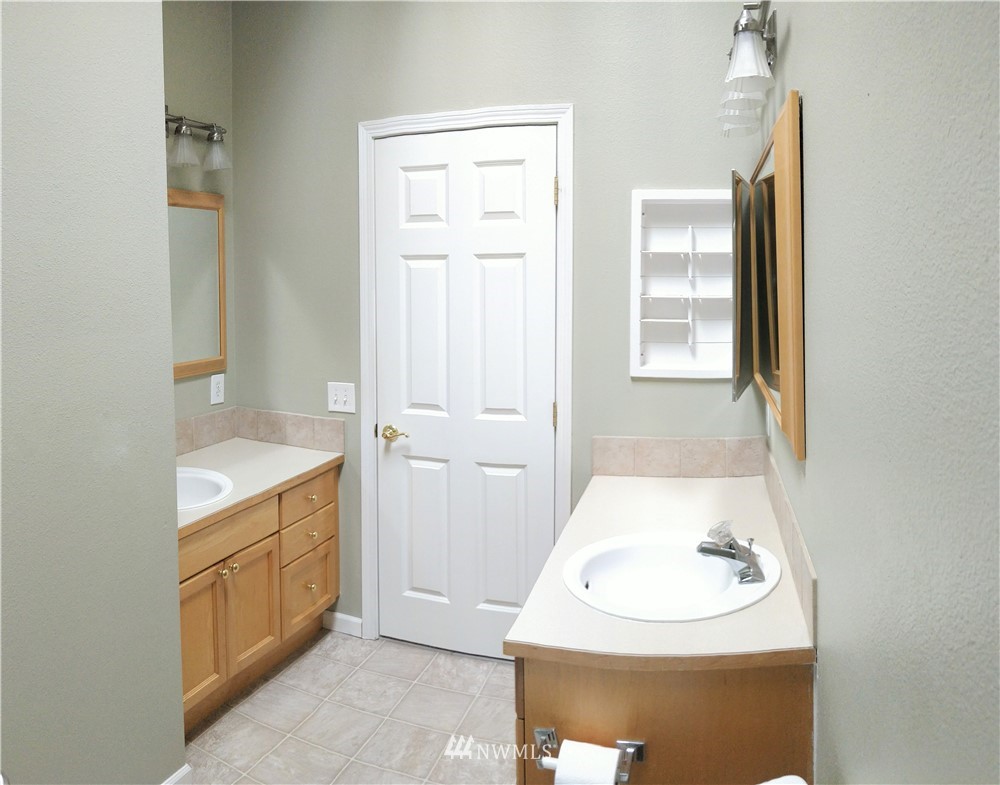1522 196th Street Southeast, Unit A101 Bothell, WA 98012 - Photo 26 of 29 Gallery Image 26