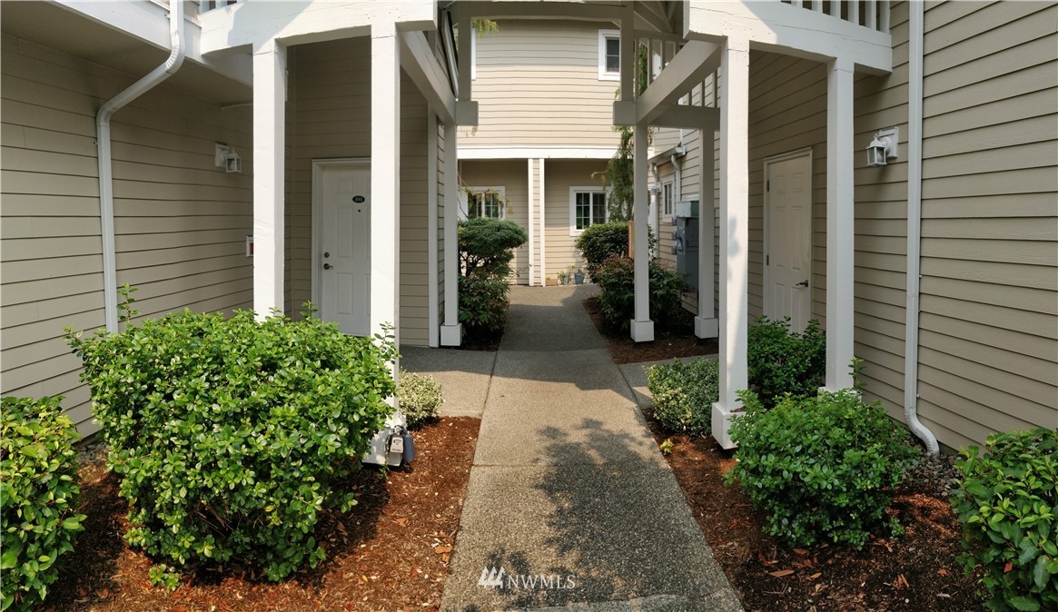 1522 196th Street Southeast, Unit A101 Bothell, WA 98012 - Photo 29 of 29 Gallery Image 29