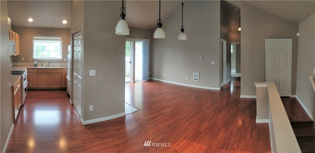 1522 196th Street Southeast, Unit A101 Bothell, WA 98012 - Photo 5 of 29 Gallery Image 5