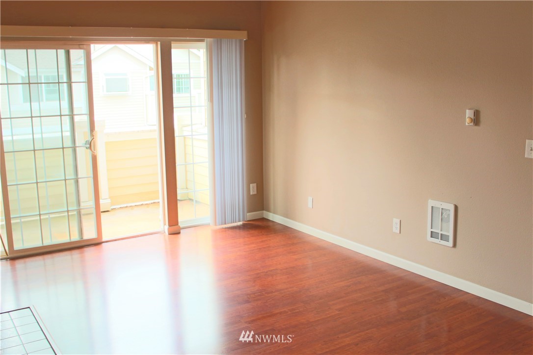 1522 196th Street Southeast, Unit A101 Bothell, WA 98012 - Photo 7 of 29 Gallery Image 7