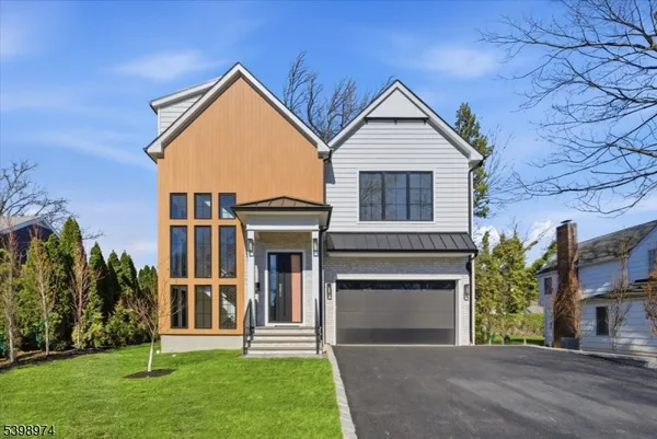 $2,300,000 | 125 Tudor Ovl, Westfield, NJ 07090