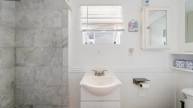 $479,900 | 7 Perkins Avenue, Hampton, NH 03842