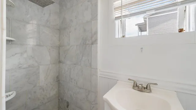 $479,900 | 7 Perkins Avenue, Hampton, NH 03842