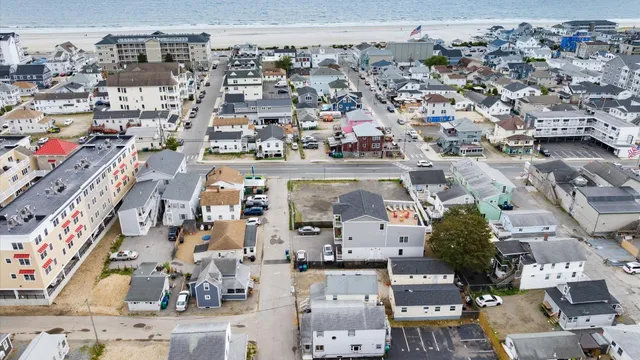 $479,900 | 7 Perkins Avenue, Hampton, NH 03842