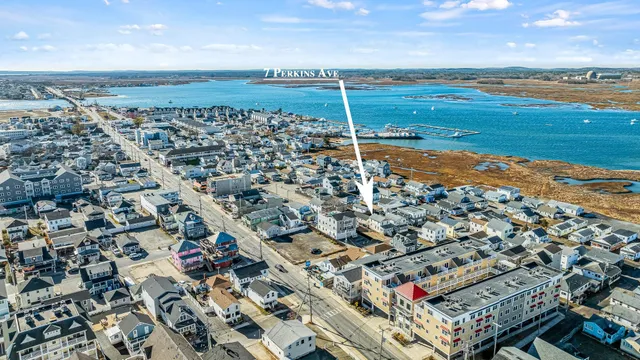 $479,900 | 7 Perkins Avenue, Hampton, NH 03842