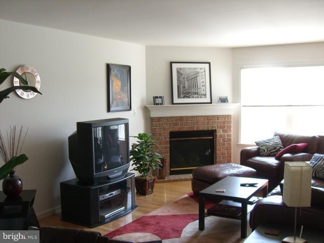 612 Courthouse Circle Lititz, PA 17543 - Photo 2 of 13