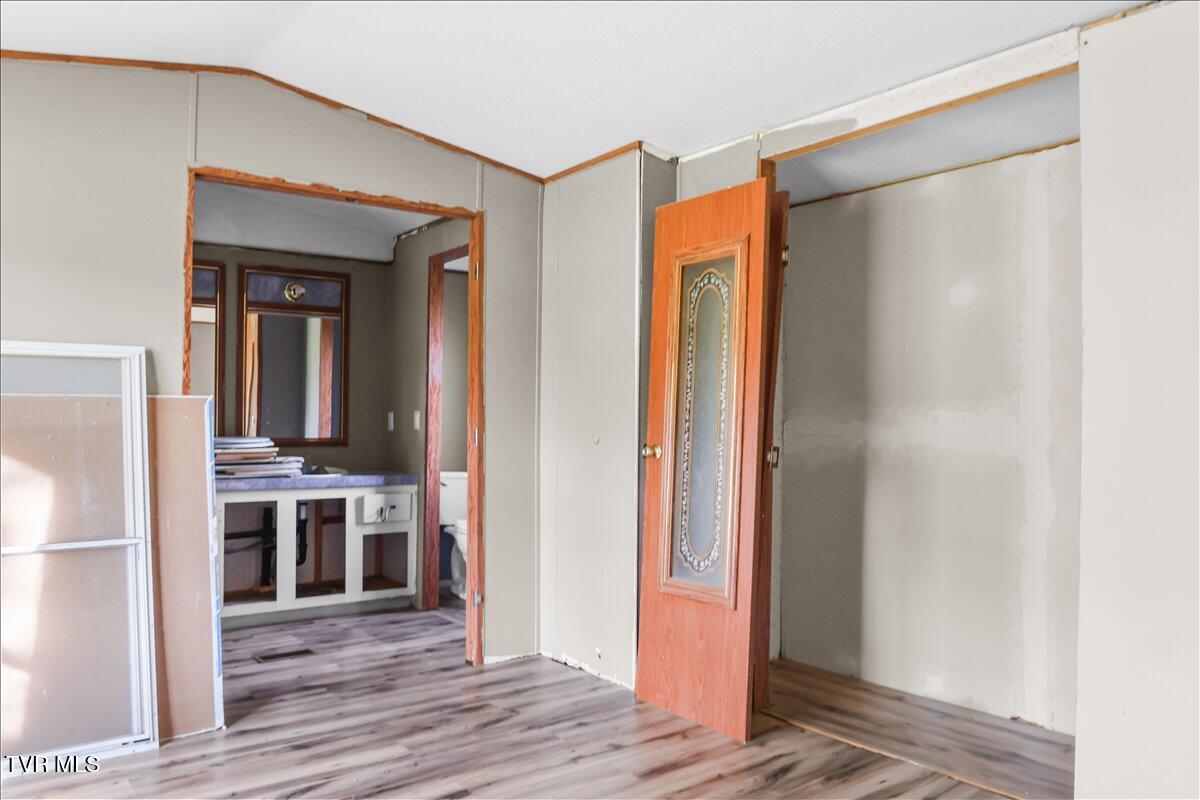 762 Milburnton Road Limestone, TN 37681 - Photo 11 of 31 15-Master Bedroom