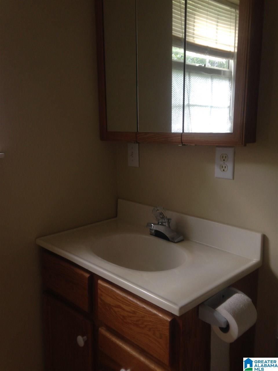 753 Robbins Road Hayden, AL 35079 - Photo 12 of 32