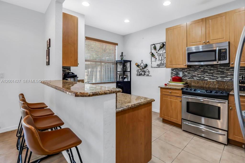 2851 Prospect Road, Unit 505 Tamarac, FL 33309 - Photo 12 of 26