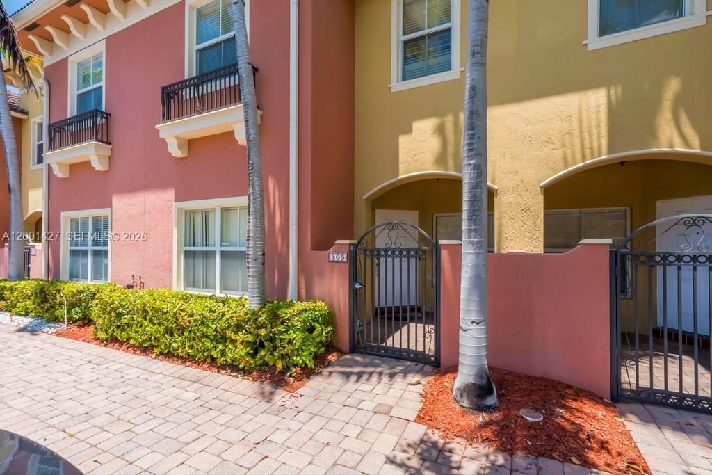 2851 Prospect Road, Unit 505 Tamarac, FL 33309 - Photo 2 of 26