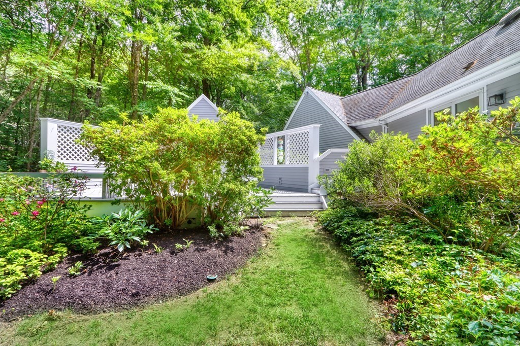 7 Oak Meadow Road Lincoln, MA 01773 - Photo 36 of 41 Gallery Image 36