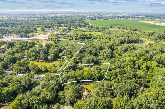 $129,900 | 14 Hunter Lane, Bristol, IL 60512