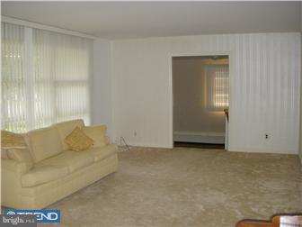 130 North Valleybrook Road Cherry Hill, NJ 08034 - Photo 2 of 7