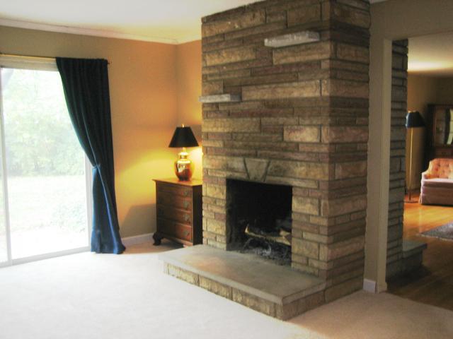 3869 Chevington Road Columbus, OH 43220 - Photo 8 of 11