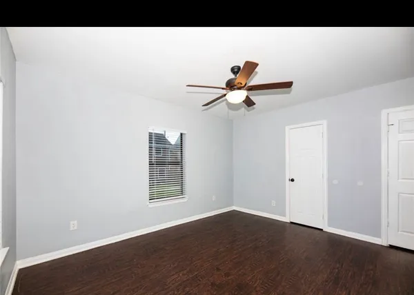 $950 | 2719 Virginia Street, Baytown, TX 77520