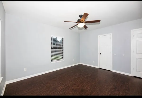 $950 | 2719 Virginia Street, Baytown, TX 77520