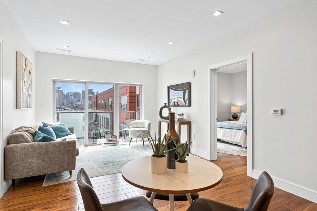 99 Sumner Street, Unit U604 Boston, MA 02128 - Photo 4 of 38