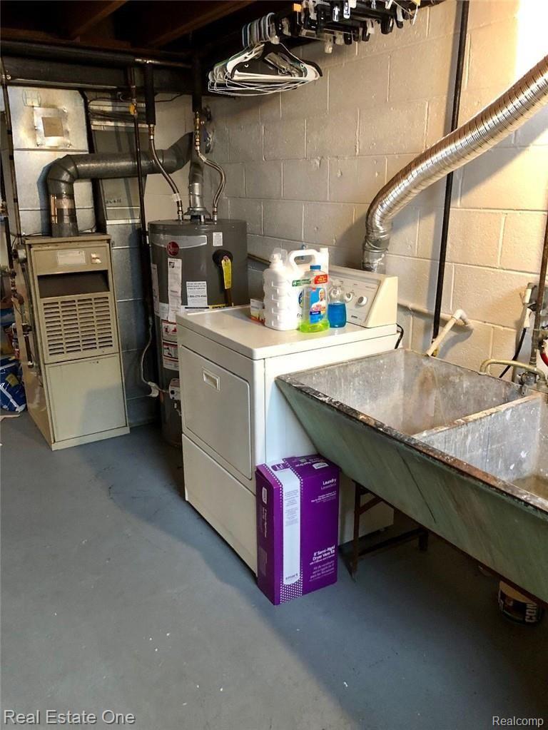18828 Inkster Road Redford, MI 48240 - Photo 15 of 18 WATER HEATER JUST A FEW MONTHS OLD*
